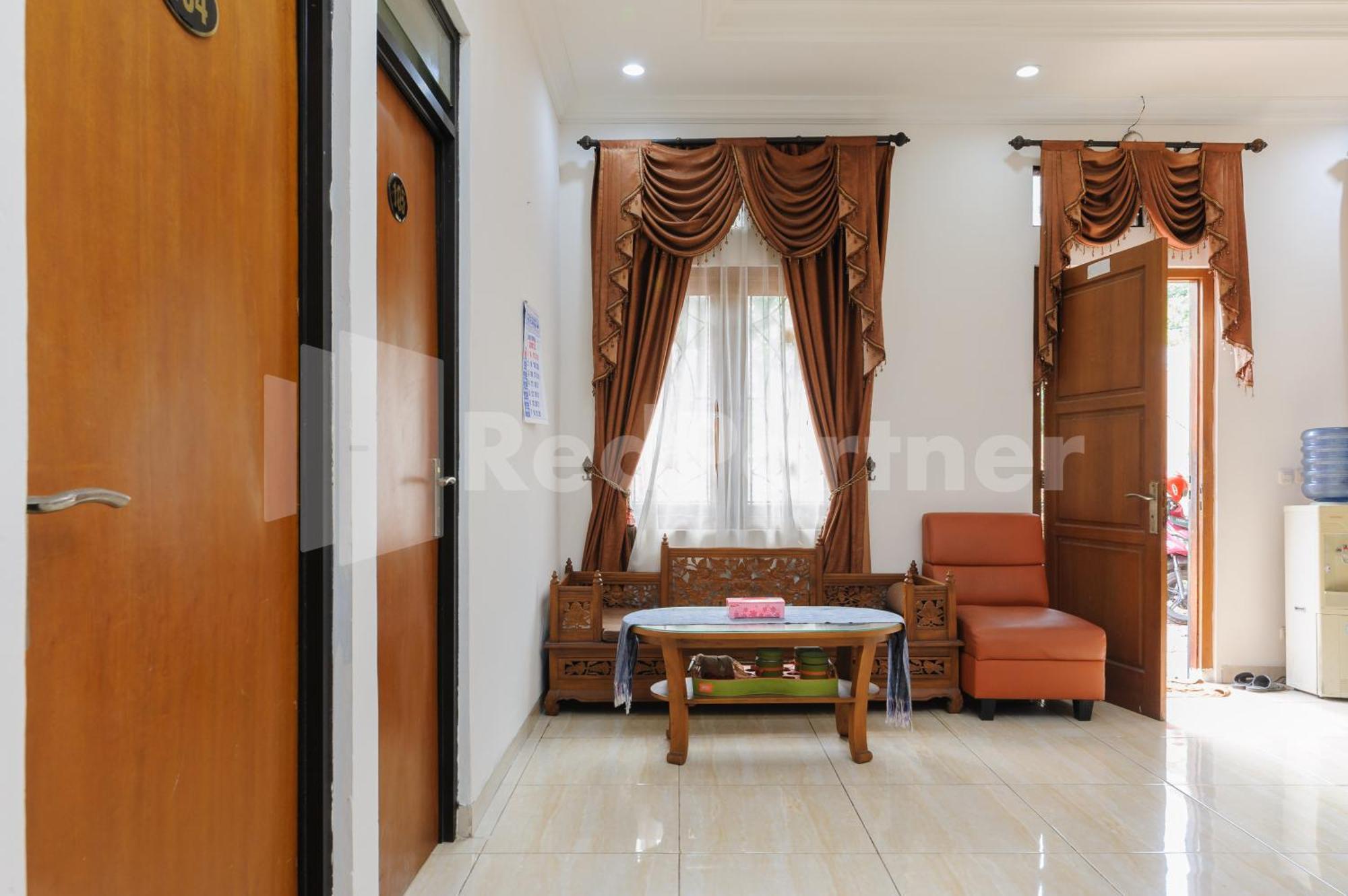 Pondok Cimanggu Syariah Mitra Reddoorz Bogor Ngoại thất bức ảnh